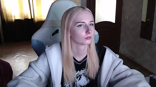 Cutti Crystal online show from 10, 4, 2026