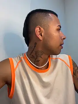  Logan Colton  online show from 11, 9, 2025