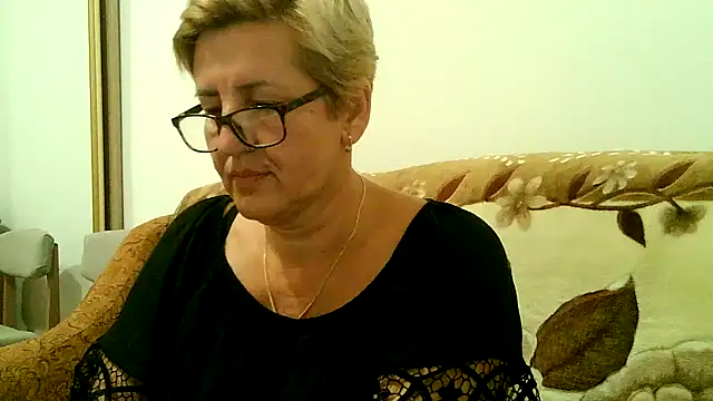 Dana4921 online show from 9, 9, 2025