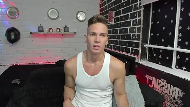 Snapshot of AdanXanders chatting on 3, 2, 2026 AdanXanders online show from 3, 2, 2026