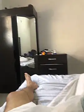 Snapshot of Vicporn0398 chatting on 5, 4, 2026 Vicporn0398 online show from 5, 4, 2026