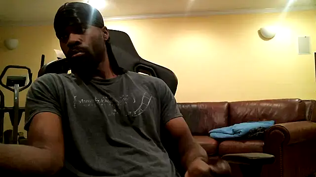 Snapshot of james421__ chatting on 19, 5, 2026 james421 online show from 19, 5, 2026