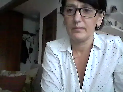 Elena48324 online show from 5, 12, 2025