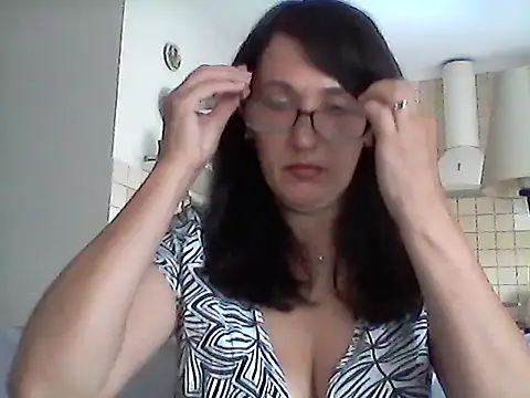 Snapshot of Elena48324 chatting on 19, 7, 2026 Elena48324 online show from 19, 7, 2026