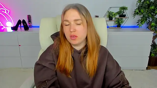 Sofii darling online show from 5, 3, 2026