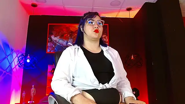 Lilih golden online show from 23, 9, 2025