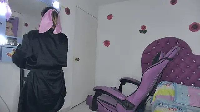 Snapshot of soffy_rosses chatting on 26, 3, 2026 soffy rosses online show from 26, 3, 2026