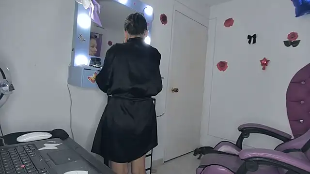 Snapshot of soffy_rosses chatting on 18, 7, 2026 soffy rosses online show from 18, 7, 2026