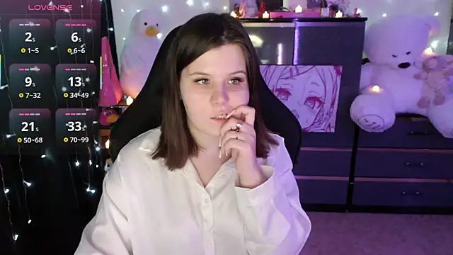 AmyVibess online show from 5, 12, 2025