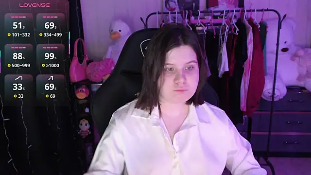 AmyVibess online show from 18, 4, 2026