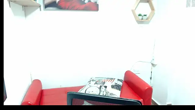 Snapshot of DIVAX_MONSERRAT chatting on 25, 5, 2026 DIVAX MONSERRAT online show from 25, 5, 2026