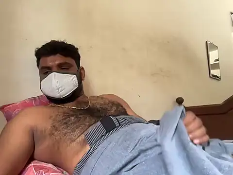 HandsomeMche online show from 10, 11, 2025