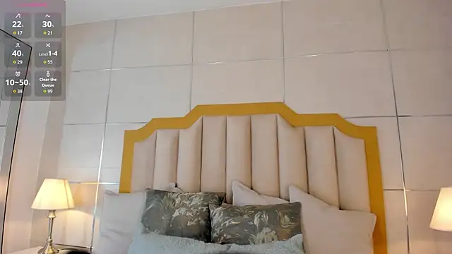 Snapshot of MaddieParker chatting on 18, 10, 2025 MaddieParker online show from 18, 10, 2025