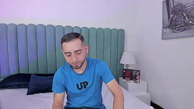 Snapshot of Lushian_ chatting on 23, 9, 2025 Lushian online show from 23, 9, 2025