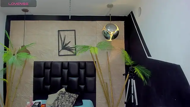 alana bonny online show from 10, 4, 2026