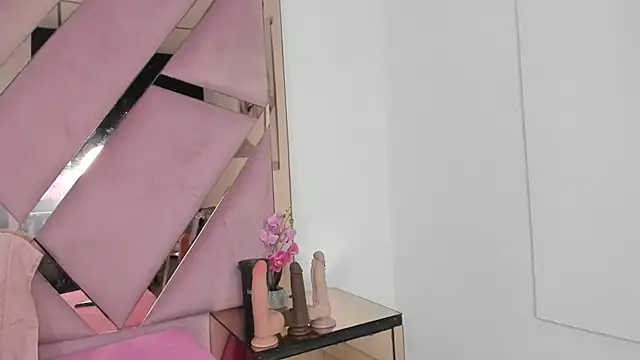 Akiraht online show from 25, 10, 2025