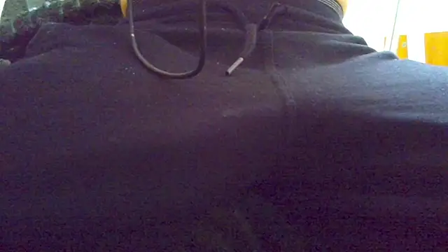 HairyHornyTwinkx online show from 21, 11, 2025