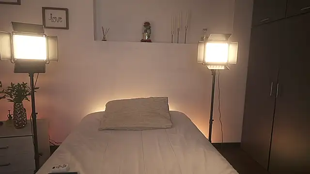 Snapshot of ximena_cortez_03 chatting on 2, 2, 2026 ximena cortez 03 online show from 2, 2, 2026