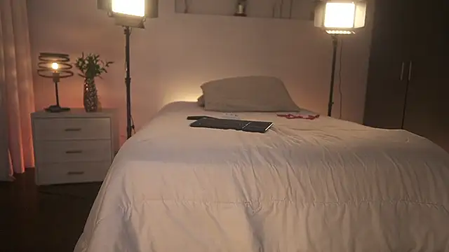 Snapshot of ximena_cortez_03 chatting on 4, 2, 2026 ximena cortez 03 online show from 4, 2, 2026