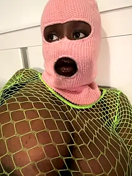 bustyblackebony online show from 19, 10, 2025