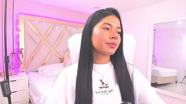 Snapshot of samantaa_shy chatting on 7, 2, 2026 samantaa shy online show from 7, 2, 2026