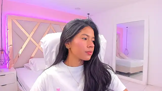 Snapshot of samantaa_shy chatting on 2, 3, 2026 samantaa shy online show from 2, 3, 2026