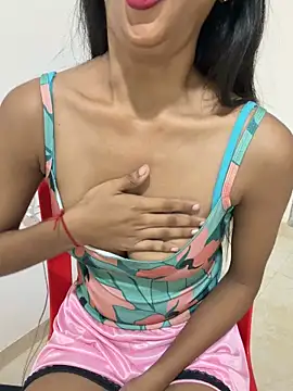 Snapshot of Sonia_soni332 chatting on 15, 6, 2026 Sonia soni332 online show from 15, 6, 2026