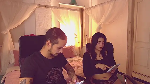 Laila asher online show from 2, 10, 2025