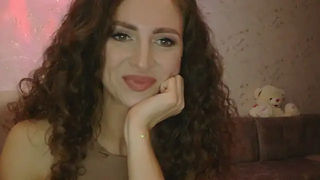 Snapshot of Amber_Carrol chatting on 5, 10, 2025 Amber Carrol online show from 5, 10, 2025