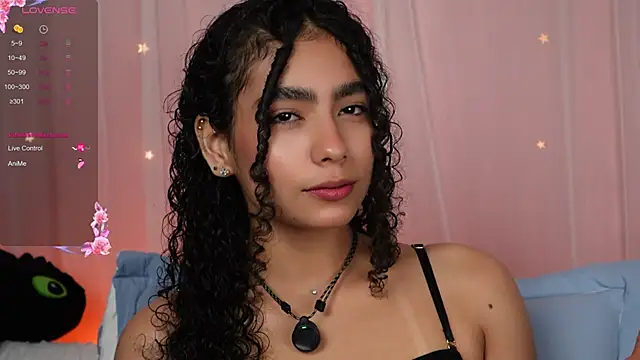 Snapshot of Victoria_Curly chatting on 14, 9, 2025 Victoria Curly online show from 14, 9, 2025