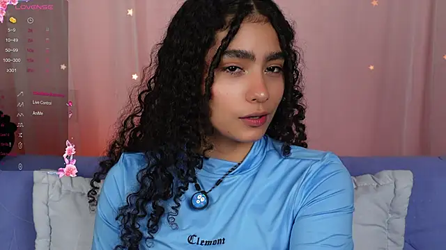 Snapshot of Victoria_Curly chatting on 29, 9, 2025 Victoria Curly online show from 29, 9, 2025