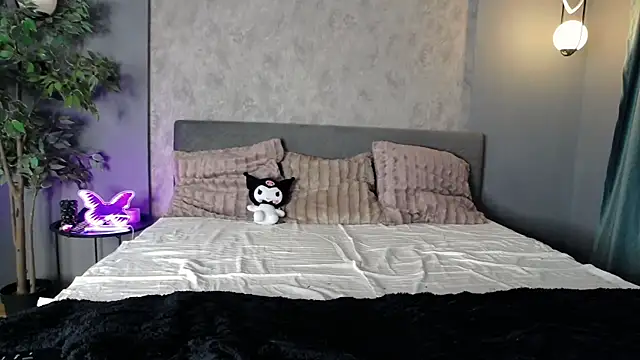 ScarlettJakobs online show from 15, 4, 2026