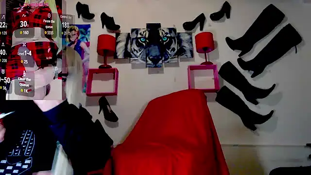 blondehot5v online show from 10, 10, 2025