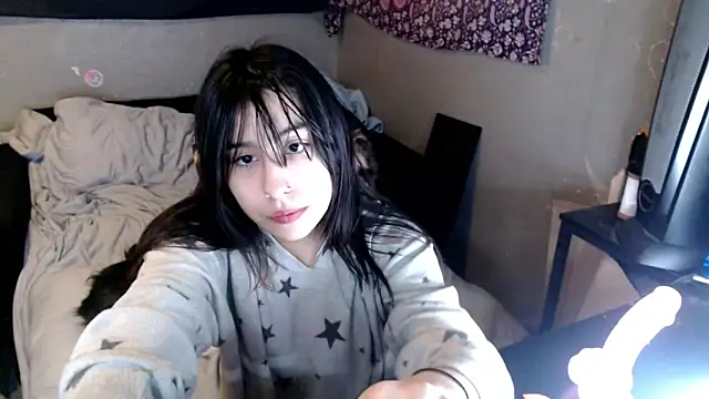 London Ray online show from 14, 12, 2025