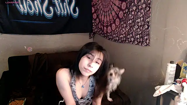 London Ray online show from 9, 4, 2026