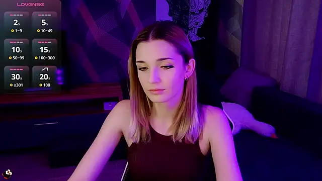 Sandy Belle online show from 15, 9, 2025