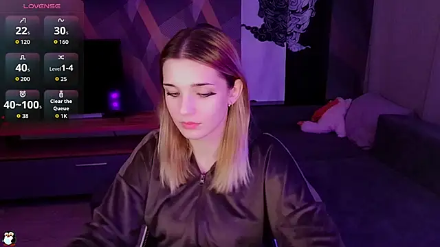 Sandy Belle online show from 17, 9, 2025