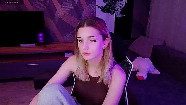 Sandy Belle online show from 30, 9, 2025