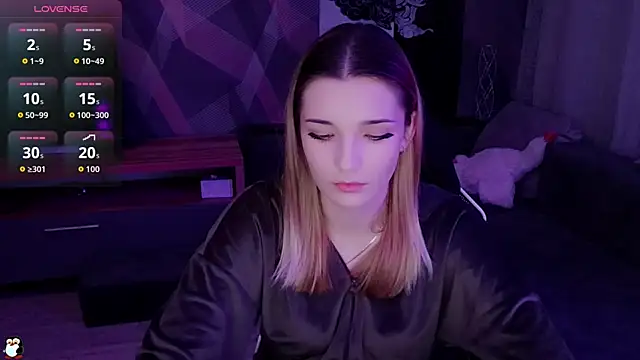 Sandy Belle online show from 9, 11, 2025