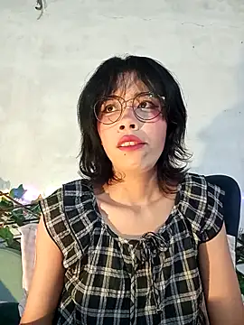 dolliette24 online show from 4, 2, 2026