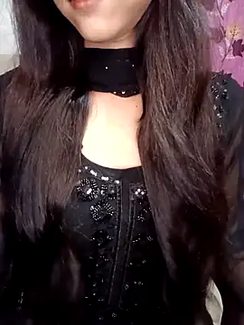 Snapshot of Queen_Pooja7 chatting on 8, 9, 2025 Queen Pooja7 online show from 8, 9, 2025
