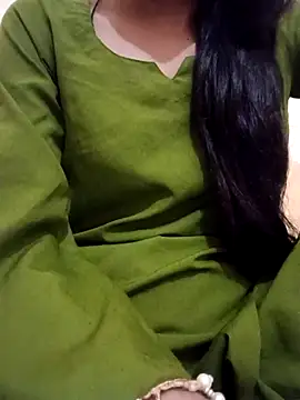 Snapshot of Queen_Pooja7 chatting on 26, 9, 2025 Queen Pooja7 online show from 26, 9, 2025