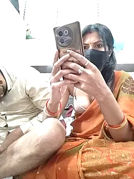 Yourhotsweetgirl online show from 14, 1, 2026