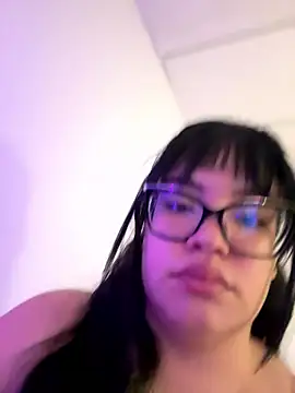 Emily Taylor2 online show from 12, 1, 2026