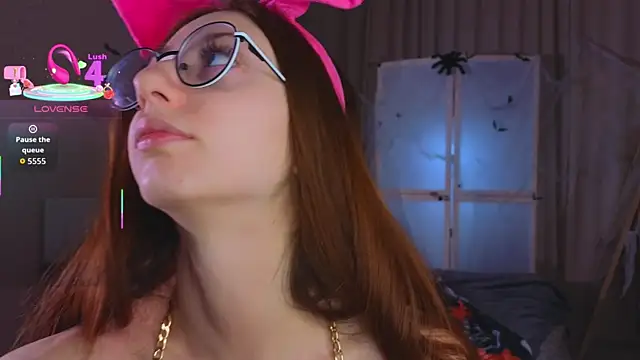 AvrilLeMell online show from 27, 10, 2025