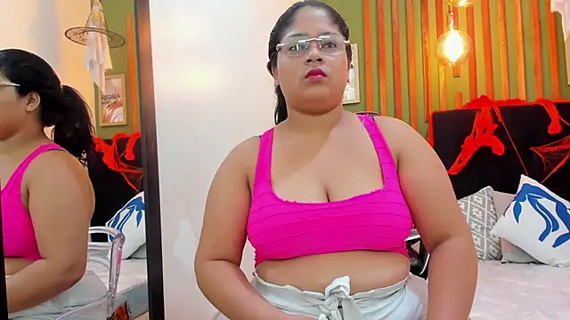 Laura Sex19 online show from 29, 10, 2025