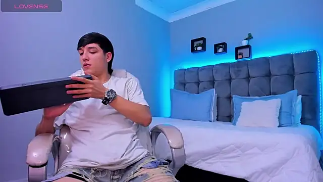 Ares di martin online show from 28, 11, 2025