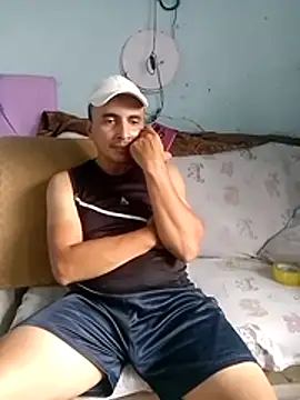 miroqui143 online show from 12, 1, 2026