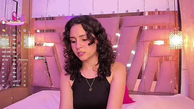 Snapshot of HadaKiss chatting on 22, 9, 2025 HadaKiss online show from 22, 9, 2025