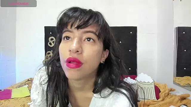 Snapshot of princess_Gyal chatting on 5, 10, 2025 princess Gyal online show from 5, 10, 2025